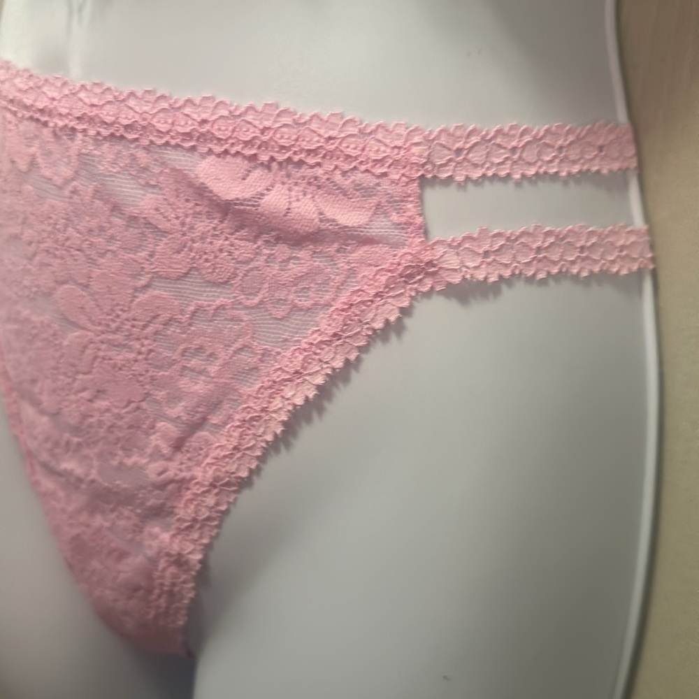 ✨💕NWT Victoria's Secret PINK Wink Charmed Fruit Strappy Thong Panty L Lace Pink💕 - Picture 9 of 16